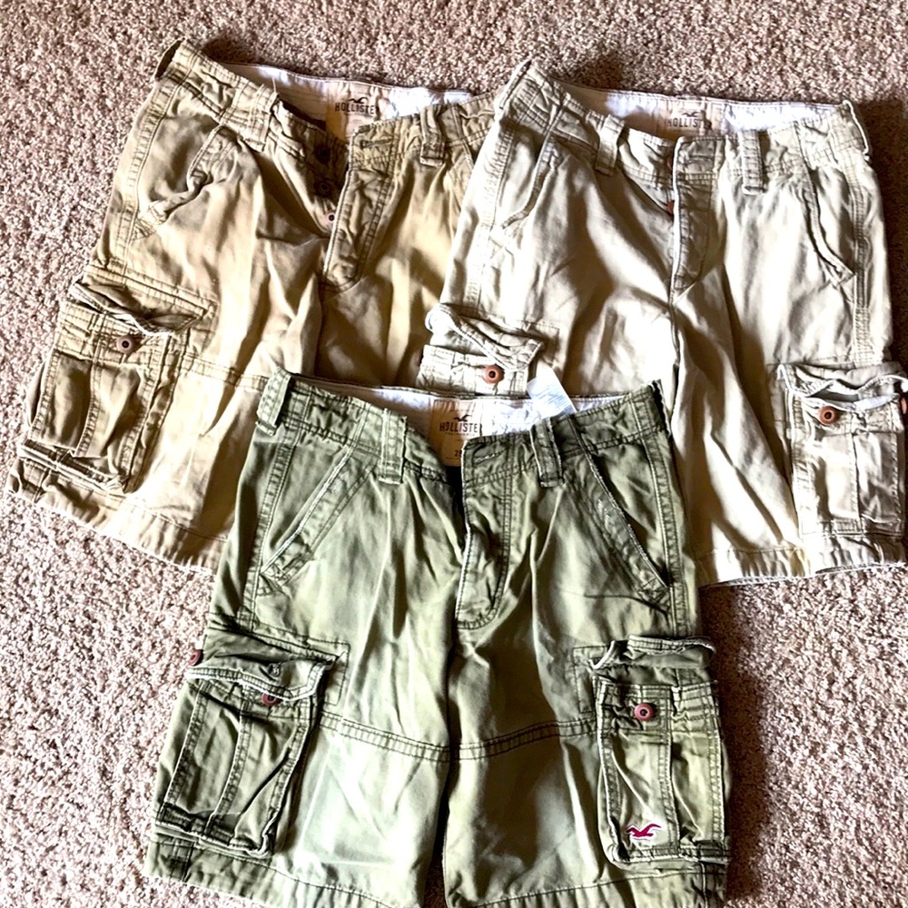 Lot of three men’s 28 HOLLISTER cargo shorts